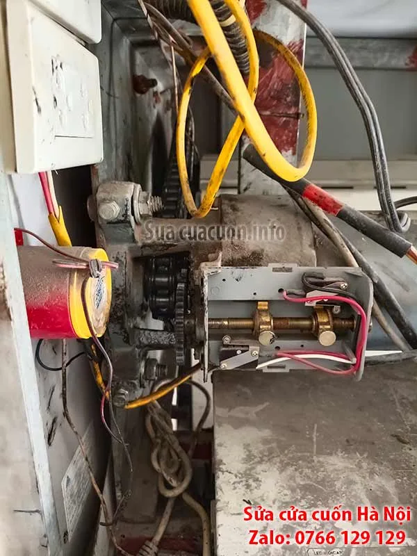 Dịch vụ sửa cửa cuốn tại hà đông
