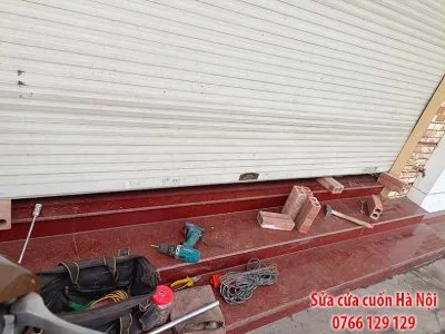 Sửa cửa cuốn không mở được